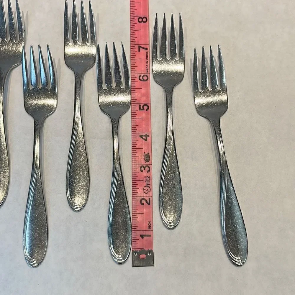 Oneida Stainless Salad Forks Scroll Pattern Lot Set 8